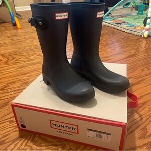 Hunter Original Tour Short Rain Boot In Luna Black Size 8